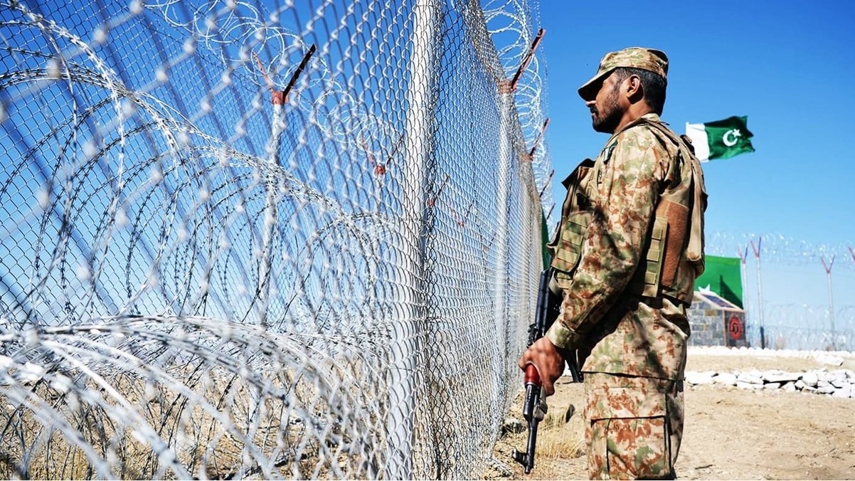 সামরিক সংঘর্ষের পর আফগান সীমান্তে সর্বোচ্চ সতর্কতা জারি পাকিস্তানের